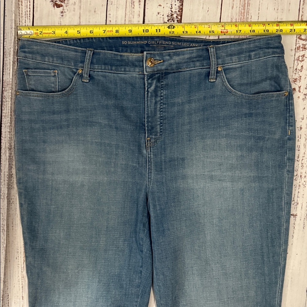 Chico's So Slimming Girlfriend Slim Leg Ankle Jeans with Gold Sequin 1X - Picture 10 of 14